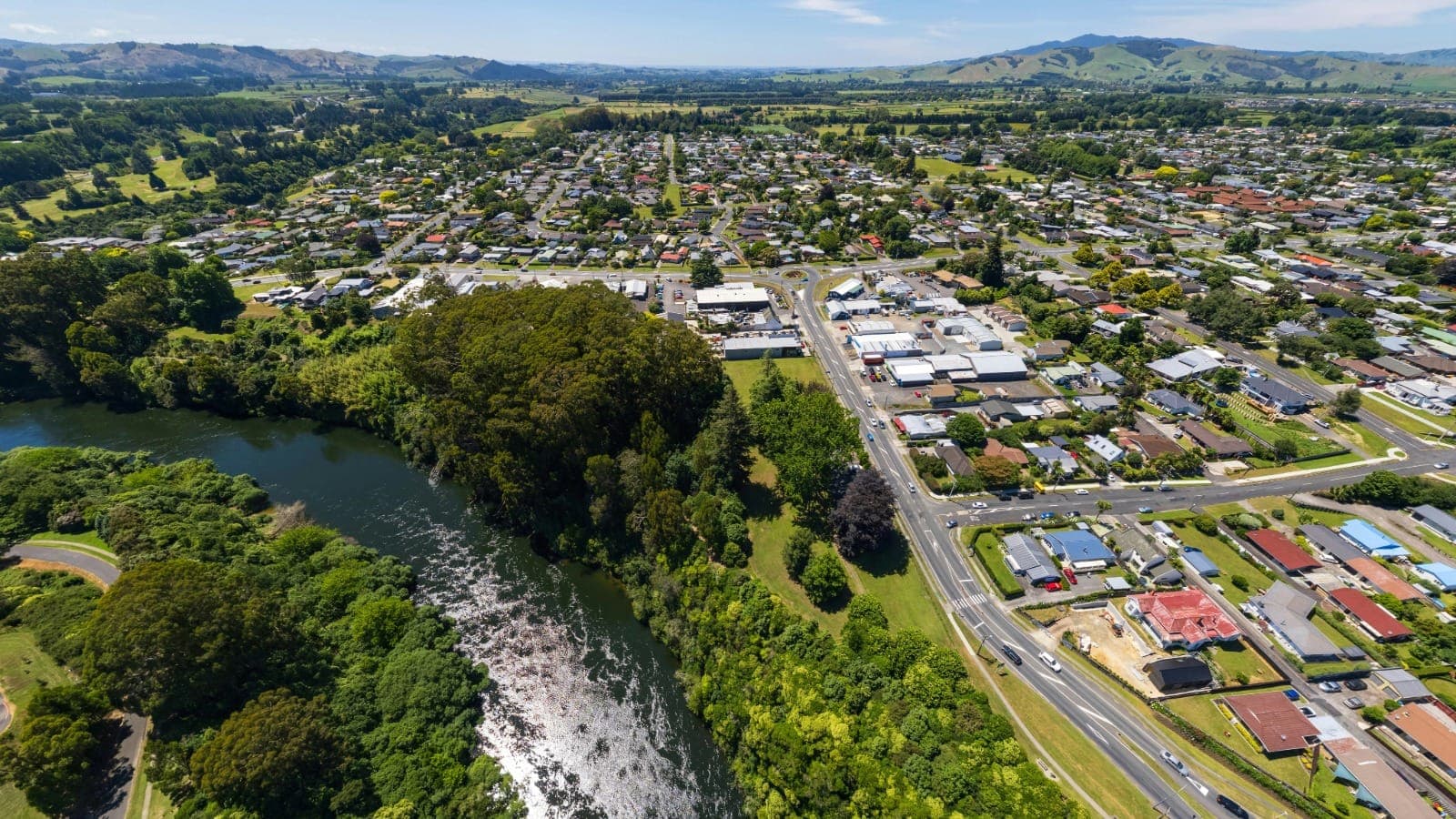 Cambridge in the Waikato — equine country, New Zealand